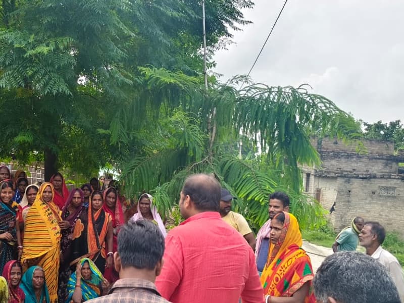 Under the tree — Uttar Pradesh